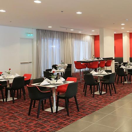Ramada Encore Al Khobar Olaya Exterior foto