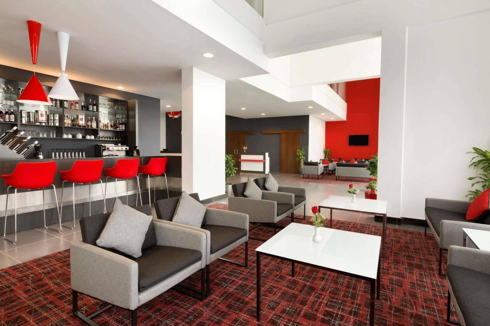 Ramada Encore Al Khobar Olaya Exterior foto